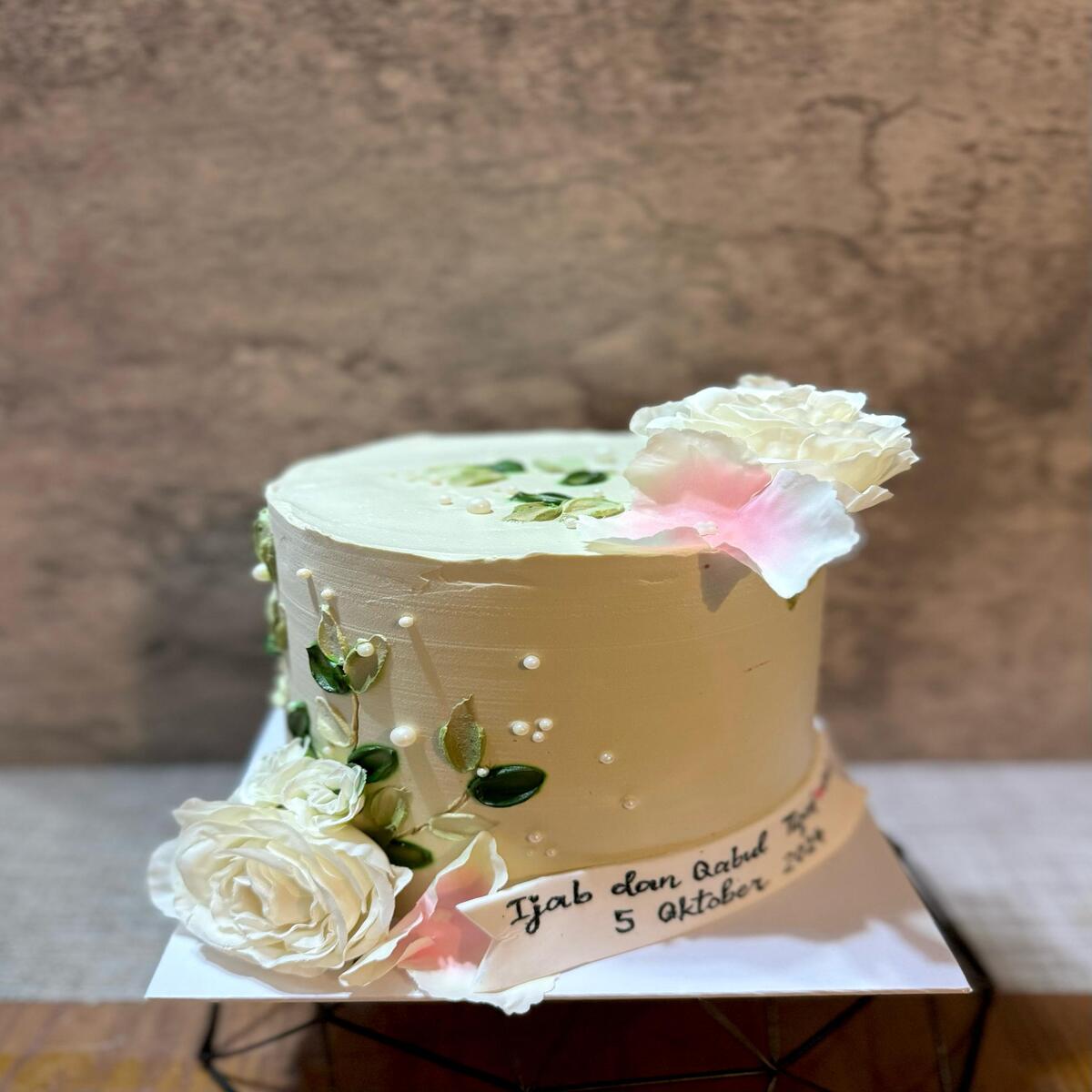 Simple Wedding Cake
